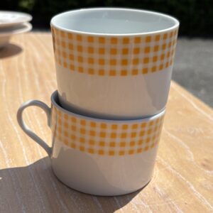 LOT DE 2 TASSES "CADRILLAGE JAUNE" (OCCASION)