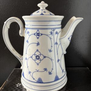 Cafetière en porcelaine