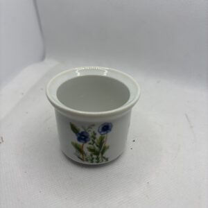 Petit pot en porcelaine " Fleur B" (occasion)