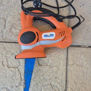 Scie Sauteuse "Outiror"