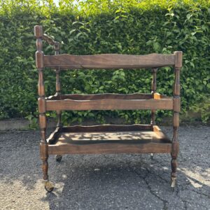 Desserte à roulettes